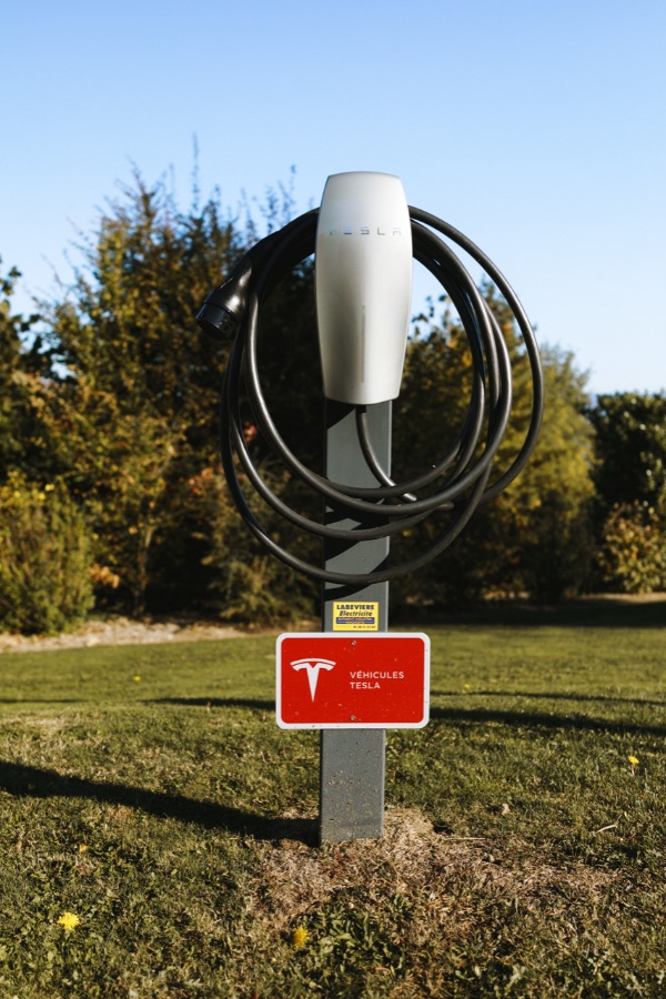 Applikation-Elektromobilität-2 Stromkästen erhalten Sie direkt bei uns. Auch für die Elektromobilität