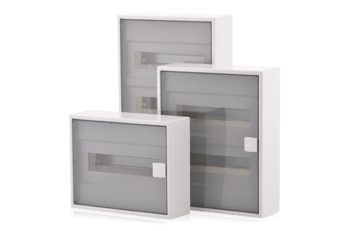 Transparentes Gehäuse für den Einbau von Schalrelais.